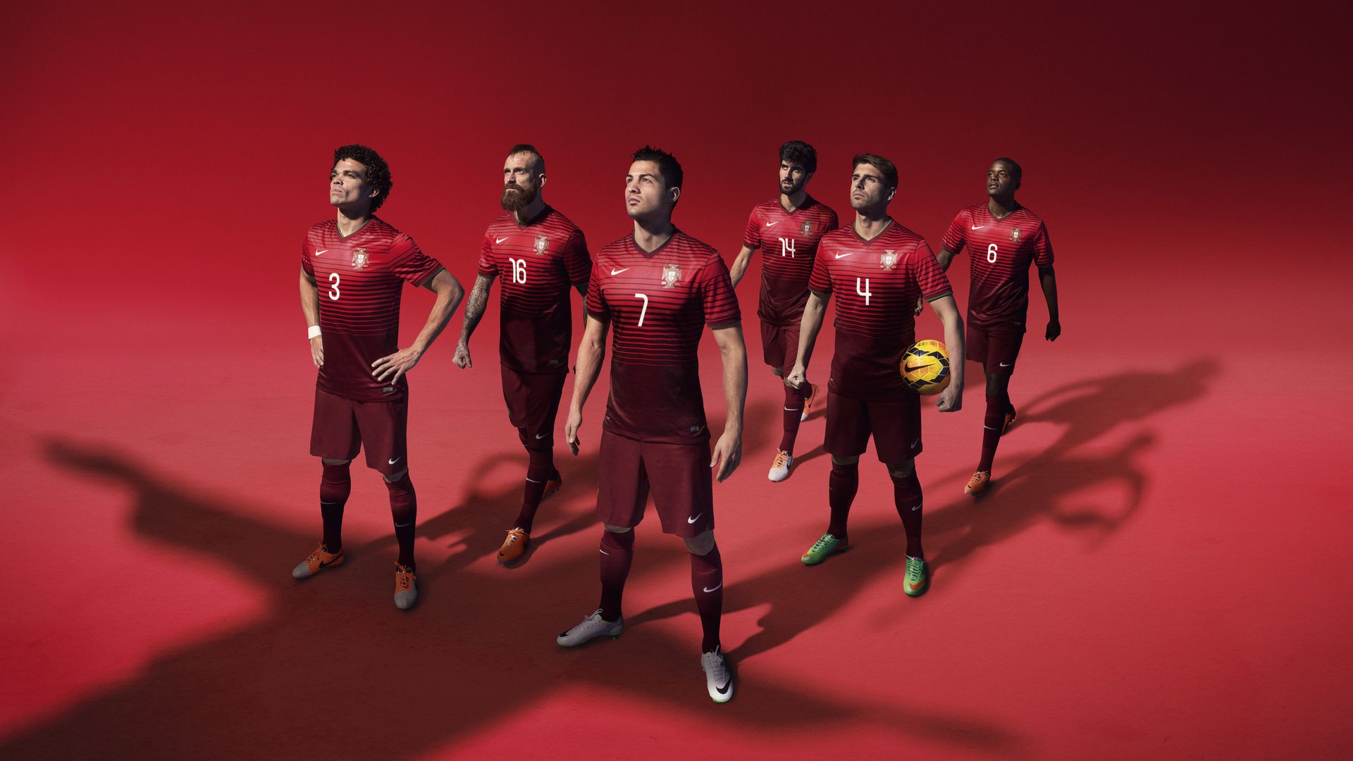 德国防守锁死皇家社会，迪巴拉成为关键先生