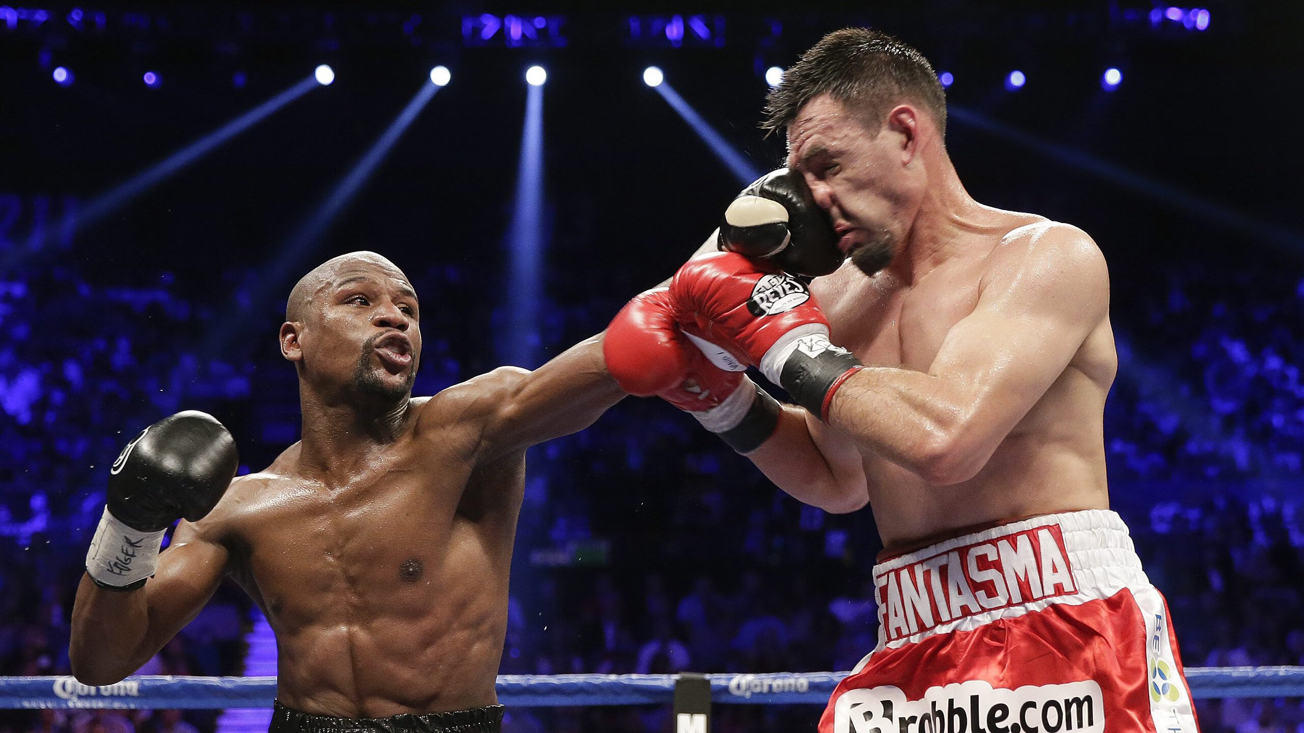 从安哥拉横扫威尔士到斯通斯欧冠封神，唯一性如何定义体育传奇