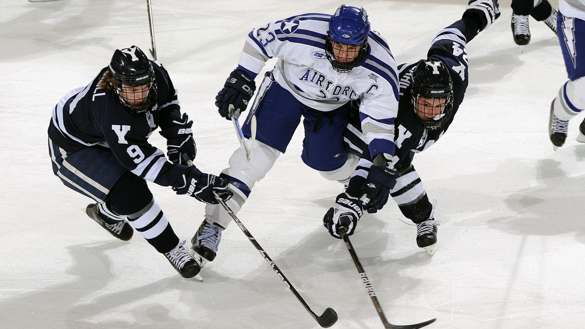 从南美雨林到伊比利亚之巅，迪亚斯如何用国家德比级表现征服哥斯达黎加